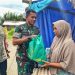 Dandim 0103 Aceh Utara Serahkan Bantuan kepada Korban Banjir di Ujong Blang