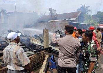 Kebakaran Kos Mahasiswi di Blang Pulo Lhokseumawe. Foto: Humas Polres