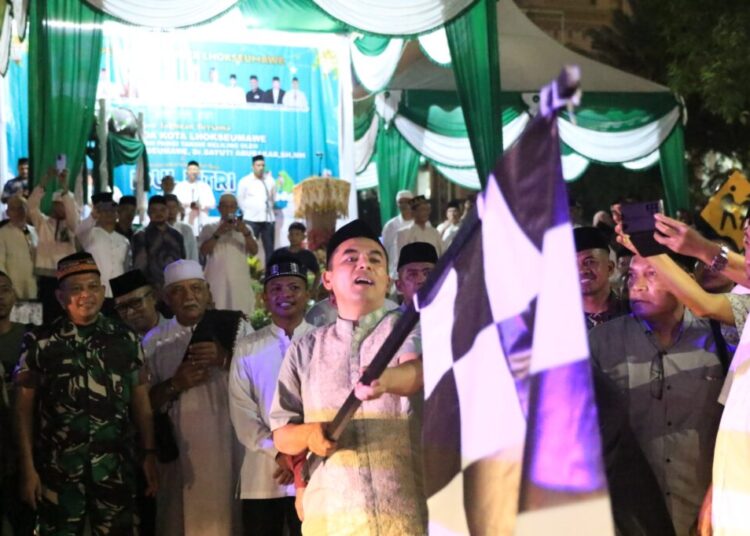 Wali Kota Lepas Pawai Takbir Keliling, Warga Lhokseumawe Sambut Idulfitri dengan Meriah