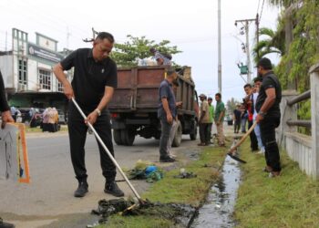 Wakil Wali Kota Pimpin Gotong Royong Pemko Lhokseumawe