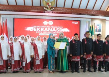 Ketua Dekranasda Kota Lhokseumawe, Ny. Yulinda Sayuti