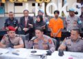 Kapolres Lhokseumawe AKBP Ahzan bersama jajaran saat konferensi pers pengungkapan kasus penembakan di Alue Lim, Kamis (13/11)