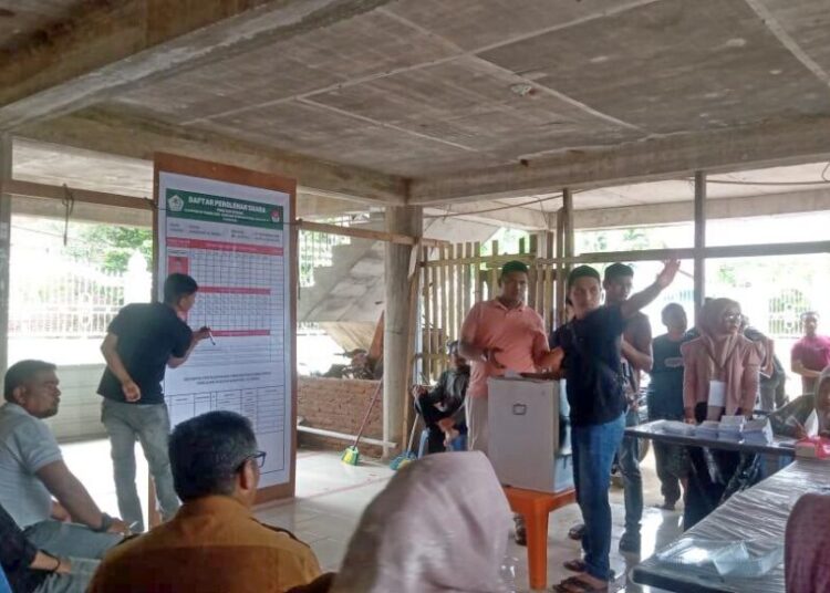 Menang Telak, Muhammad Hambali Raih Suara Terbanyak dalam Pemilihan Geuchik Ie Tarek 1