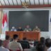 Sekretaris Daerah Kota Lhokseumawe, A. Haris, memimpin rapat koordinasi perpanjangan masa kerja dan evaluasi kinerja Pegawai Pemerintah dengan Perjanjian Kerja (PPPK) di Aula Kantor Wali Kota Lhokseumawe, Aceh