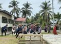 Mahasiswa KKN Kelompok 54 Universitas Malikussaleh (Unimal) menggelar senam pagi bersama ibu-ibu warga Gampong Pulo Barat, Kecamatan Kuta Makmur, Aceh Utara