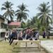 Mahasiswa KKN Kelompok 54 Universitas Malikussaleh (Unimal) menggelar senam pagi bersama ibu-ibu warga Gampong Pulo Barat, Kecamatan Kuta Makmur, Aceh Utara