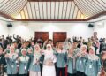 Pelajar, mahasiswa, dan guru mengikuti Seminar Public Speaking garapan GIR-L di Aula Kantor Wali Kota Lhokseumawe, Sabtu (12/9/2026), untuk melatih kemampuan berbicara di depan umum dalam waktu singkat
